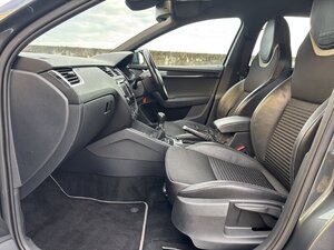 Skoda Octavia 2.0 Octavia VRS TDI CR 5dr