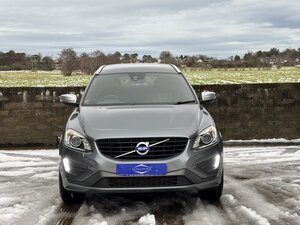 Volvo XC60 2.0 XC60 R-design Luxury NAV D4 5dr