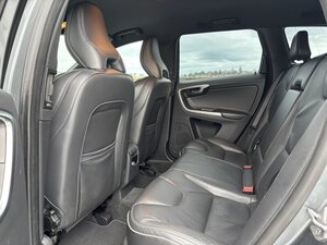 Volvo XC60 2.0 XC60 R-design Luxury NAV D4 5dr