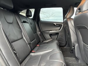 Volvo XC60 2.0 XC60 R-design Luxury NAV D4 5dr