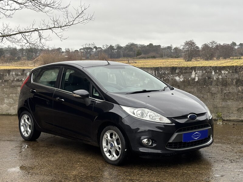 Ford Fiesta 1.4 Fiesta Zetec AUTO 5dr