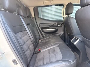 Mitsubishi L200 2.3 L200 Barbarian X DI-D AUTO 0dr