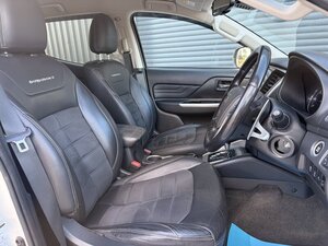 Mitsubishi L200 2.3 L200 Barbarian X DI-D AUTO 0dr