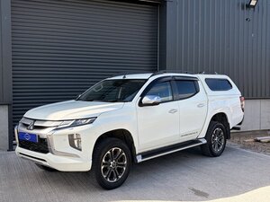 Mitsubishi L200 2.3 L200 Barbarian X DI-D AUTO 0dr
