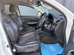 Mitsubishi L200 2.3 L200 Barbarian X DI-D AUTO 0dr