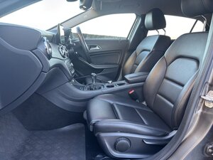 Mercedes-Benz GLA 1.6 GLA 200 Sport 5dr