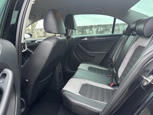 Volkswagen Jetta 2.0 Jetta GT Bluemotion Technology TDI 4dr