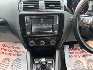 Volkswagen Jetta 2.0 Jetta GT Bluemotion Technology TDI 4dr