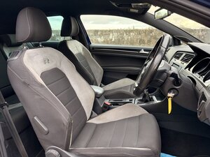 Volkswagen Golf 2.0 GOLF R 3dr