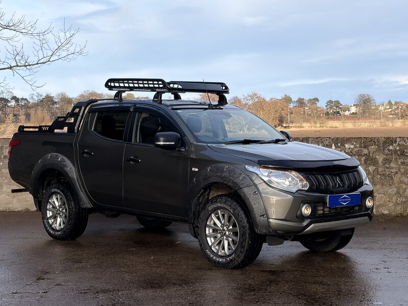 Mitsubishi L200 2.4 L200 Titan Double CAB DI-D 4X4 5dr