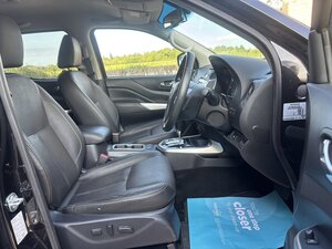 Nissan Navara 2.3 Navara Tekna Dci Auto 5dr