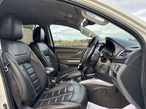 Mitsubishi L200 2.4 L200 Barbarian Double CAB DI-D 5dr