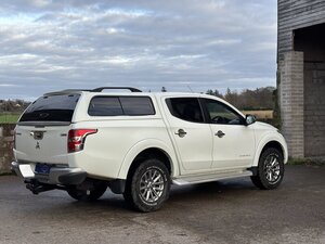 Mitsubishi L200 2.4 L200 Barbarian Double CAB DI-D 5dr