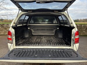 Mitsubishi L200 2.4 L200 Barbarian Double CAB DI-D 5dr