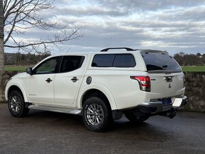 Mitsubishi L200 2.4 L200 Barbarian Double CAB DI-D 5dr