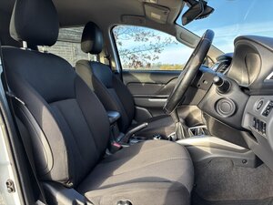 Mitsubishi L200 2.4 L200 Titan DI-D 0dr