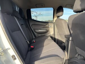 Mitsubishi L200 2.4 L200 Titan DI-D 0dr