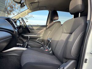 Mitsubishi L200 2.4 L200 Titan DI-D 0dr