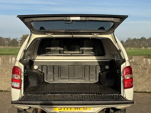 Mitsubishi L200 2.4 L200 Titan DI-D 0dr