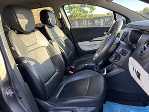 Renault Captur 0.9 Captur GT LINE TCE 5dr
