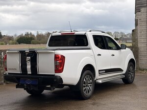 Nissan Navara 2.3 Navara Tekna DCI AUTO 5dr