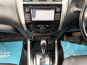 Nissan Navara 2.3 Navara Tekna DCI AUTO 5dr