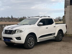 Nissan Navara 2.3 Navara Tekna DCI AUTO 5dr