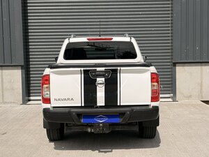 Nissan Navara 2.3 Navara Tekna DCI AUTO 5dr