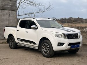 Nissan Navara 2.3 Navara Tekna DCI AUTO 5dr