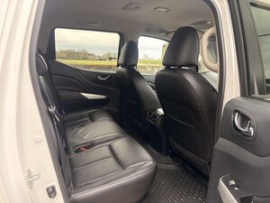 Nissan Navara 2.3 Navara Tekna DCI AUTO 5dr