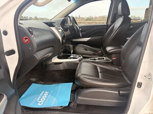 Nissan Navara 2.3 Navara Tekna DCI AUTO 5dr