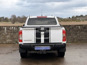 Nissan Navara 2.3 Navara Tekna DCI AUTO 5dr