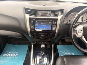 Nissan Navara 2.3 Navara Tekna DCI AUTO 5dr
