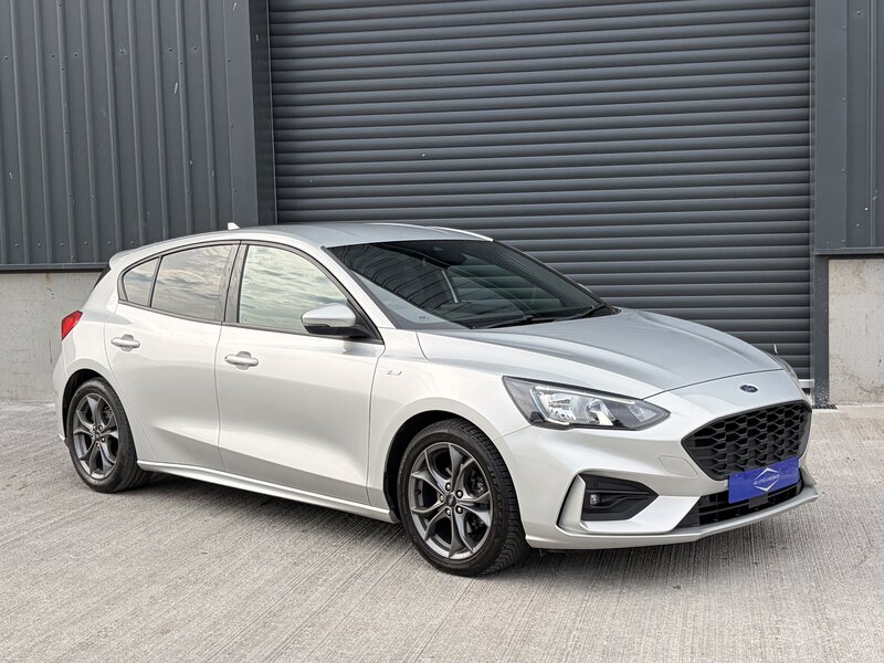 Ford Focus 1.0 Focus St-line 5dr
