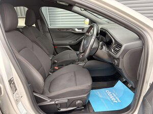Ford Focus 1.0 Focus St-line 5dr