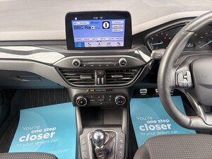 Ford Focus 1.0 Focus St-line 5dr