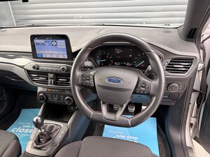 Ford Focus 1.0 Focus St-line 5dr