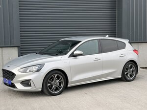 Ford Focus 1.0 Focus St-line 5dr