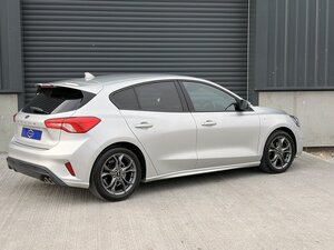Ford Focus 1.0 Focus St-line 5dr