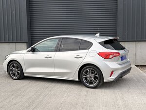 Ford Focus 1.0 Focus St-line 5dr