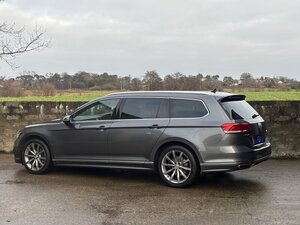 Volkswagen Passat 2.0 Passat R-line TDI Bluemotion Technology 5dr