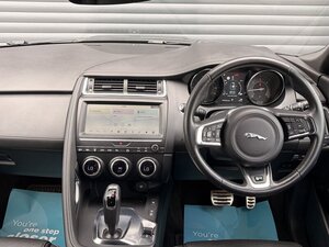 Jaguar E-PACE 2.0 E-pace R-dynamic SE D AWD AUTO 5dr