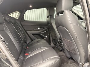 Jaguar E-PACE 2.0 E-pace R-dynamic SE D AWD AUTO 5dr