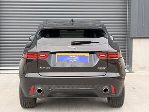 Jaguar E-PACE 2.0 E-pace R-dynamic SE D AWD AUTO 5dr