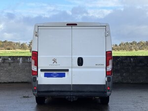 Peugeot Boxer 2.2 Boxer 330 Professional L1H1 HDI 0dr
