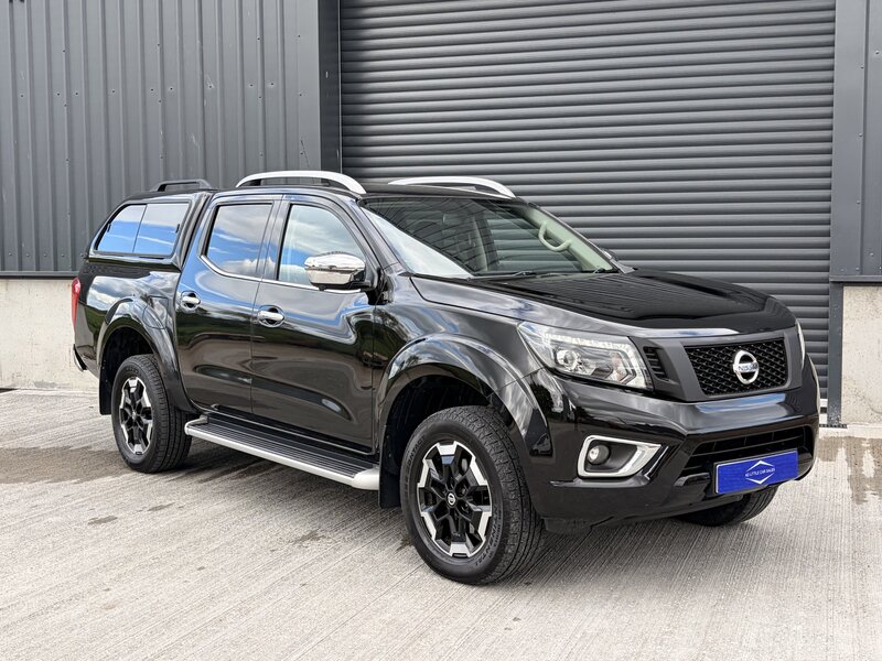 Nissan Navara 2.3 Navara Tekna DCI 5dr
