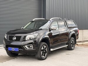 Nissan Navara 2.3 Navara Tekna DCI 5dr