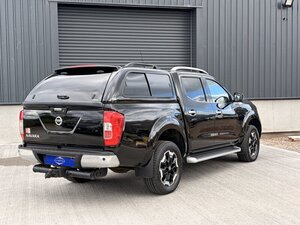 Nissan Navara 2.3 Navara Tekna DCI 5dr