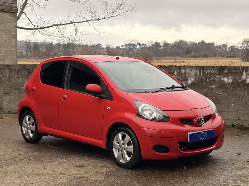 Toyota Aygo 1.0 AYGO GO Vvt-i Semi-auto 5dr