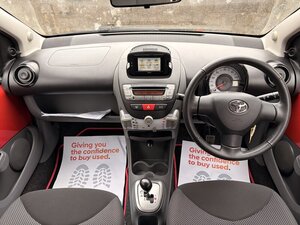 Toyota Aygo 1.0 AYGO GO Vvt-i Semi-auto 5dr
